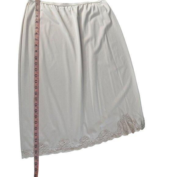 Vintage Shadowline Half Slip Large Tall Beige Nylon Lace Trim 27" USA Made - Picture 8 of 8